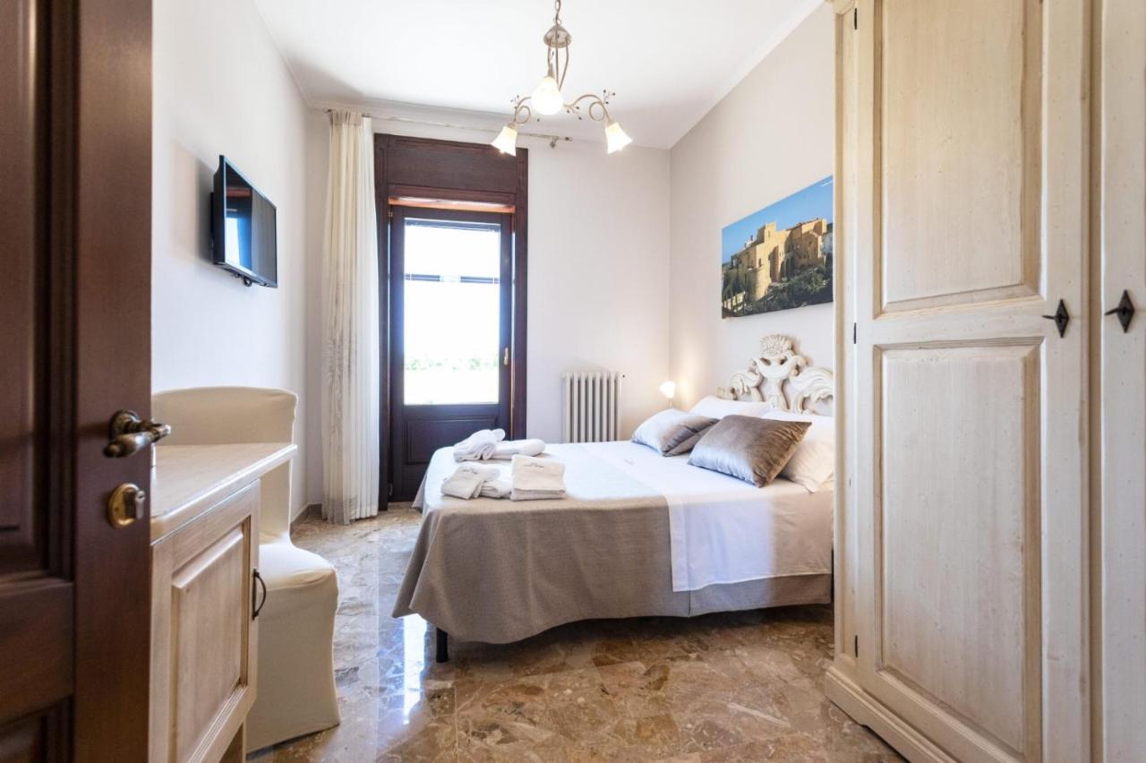 B&B Domus Japigia Ugento Ngoại thất bức ảnh
